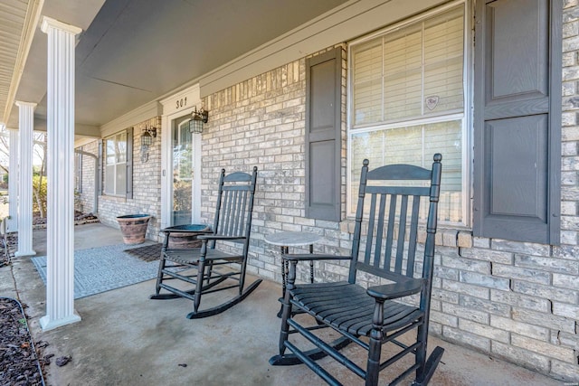 view of patio / terrace with covered porch