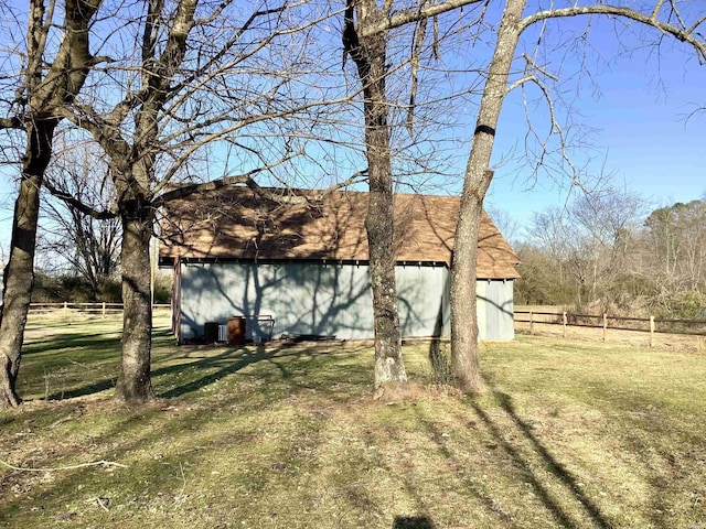 5434 Park Ave, Hot Springs, AR 71901 - view of pole building with a lawn and fence