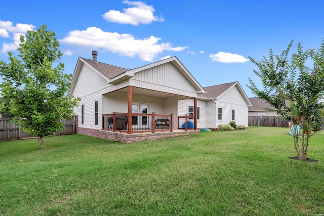 115 Gatehills Pl, Hot Springs, AR 71913 - back of property with a fenced backyard, a patio, and roof with shingles