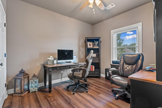 115 Gatehills Pl, Hot Springs, AR 71913 - home office featuring wood finished floors and ceiling fan
