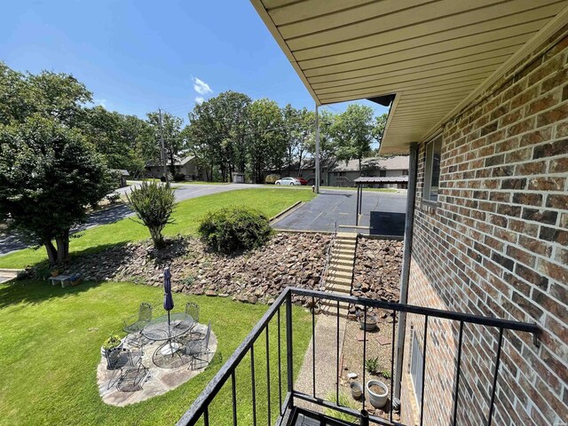 1135 Twin Pts Unit C, Hot Springs, AR 71913 - view of green lawn with a patio