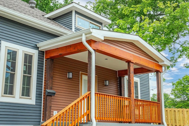 207 Hagen St, Hot Springs, AR 71913 - wooden deck with fence and a porch