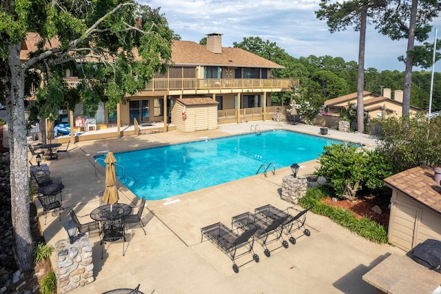 724 Weston Rd Unit Q-4, Hot Springs, AR 71913 - community pool featuring a patio