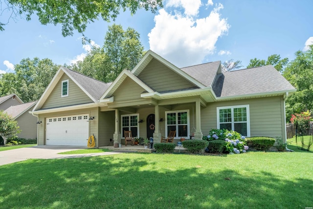 109 Spencer Chase Ct, Hot Springs, AR 71901 - craftsman-style house featuring covered porch, driveway, an attached garage, and roof with shingles