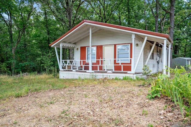 manufactured / mobile home with a porch