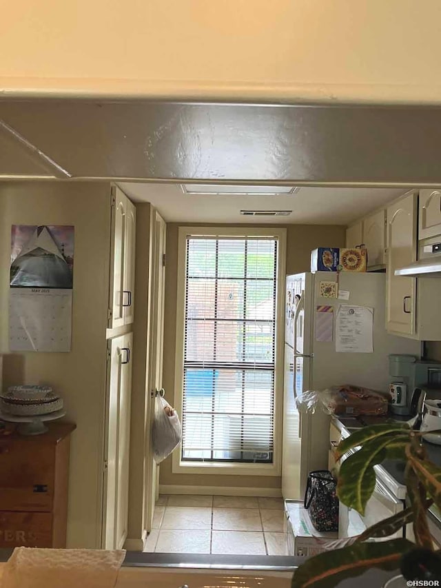 22 Huntleigh Dr, Hot Springs, AR 71901 - doorway featuring light tile patterned floors