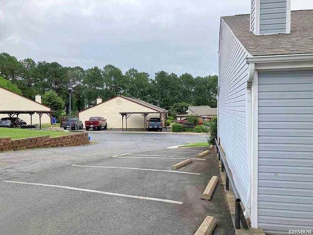 22 Huntleigh Dr, Hot Springs, AR 71901 - view of uncovered parking lot