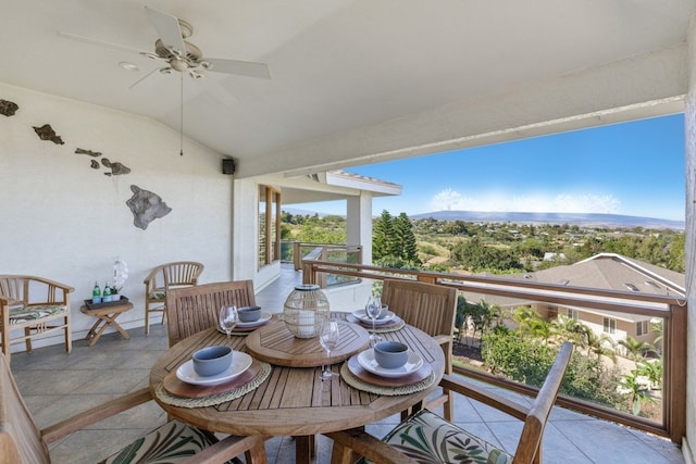 balcony with ceiling fan