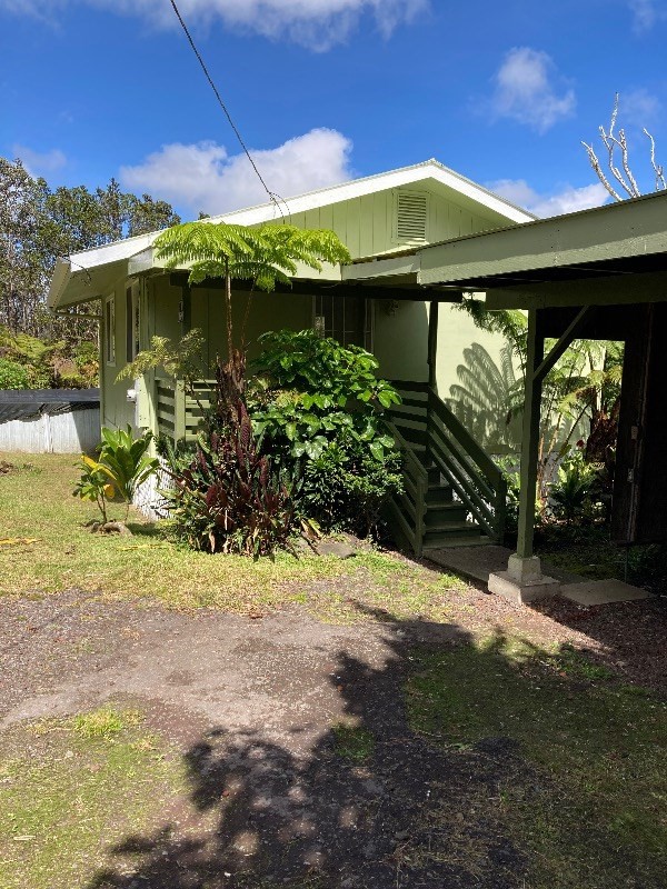 view of home's exterior