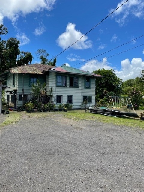 view of front of house