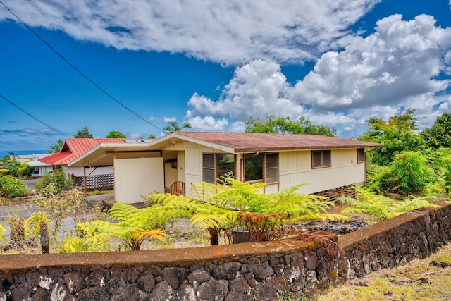 165 Terrace Dr, Hilo HI, 96720, 3 bedrooms, 1 bath house for sale