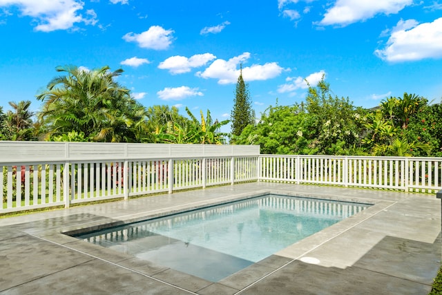 view of swimming pool