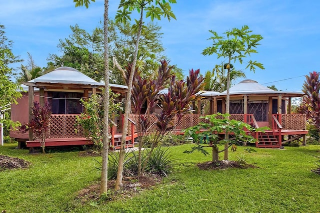 view of yard featuring a gazebo