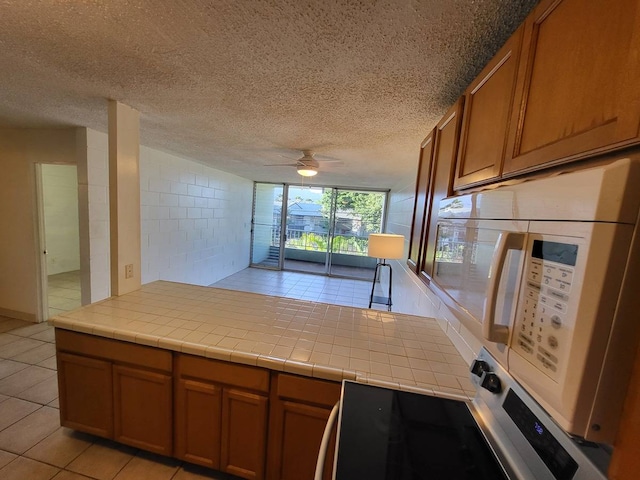 Listing photo 3 for 4156 Rice St Unit 201, Lihue HI 96766