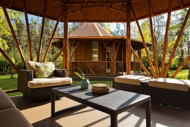 view of sunroom / solarium