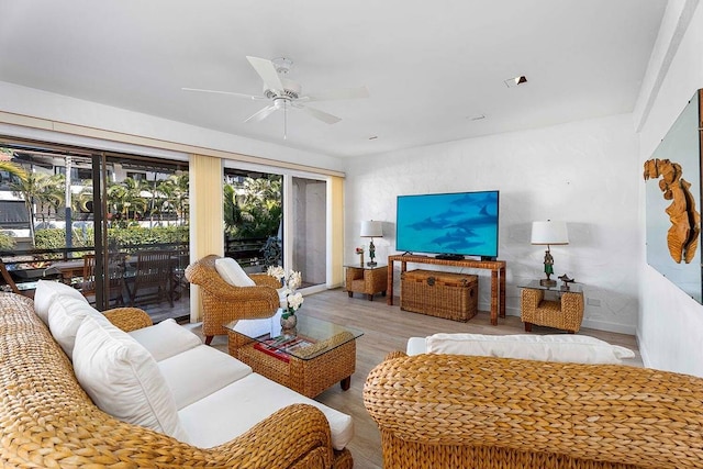 Listing photo 3 for 75-6082 Alii Dr Unit A211, Kailua-Kona HI 96740