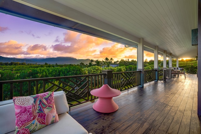 view of deck at dusk