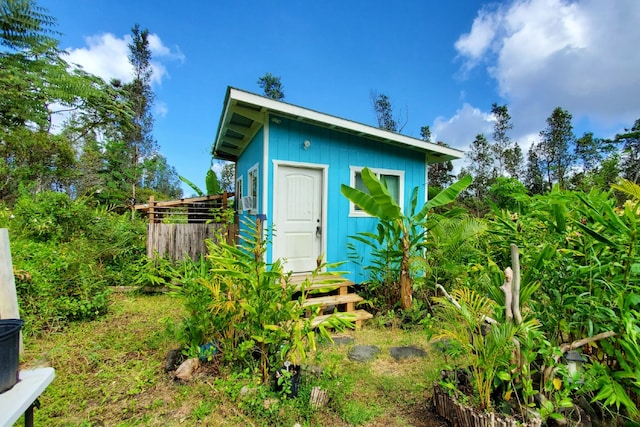 view of shed / structure