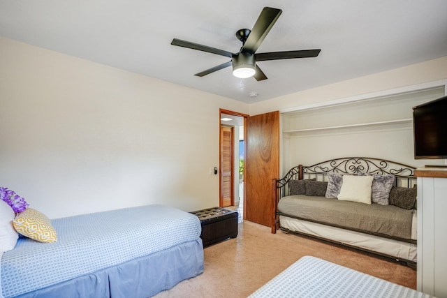 bedroom featuring carpet flooring and ceiling fan