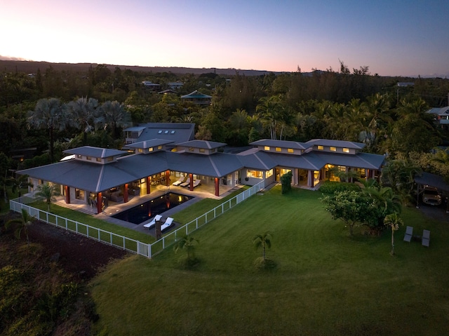 view of aerial view at dusk