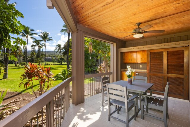 view of patio with ceiling fan