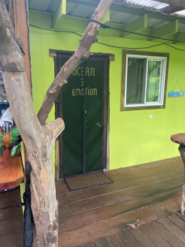 view of entry to storm shelter