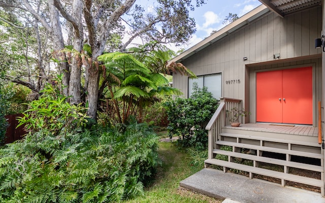 doorway to property with a deck