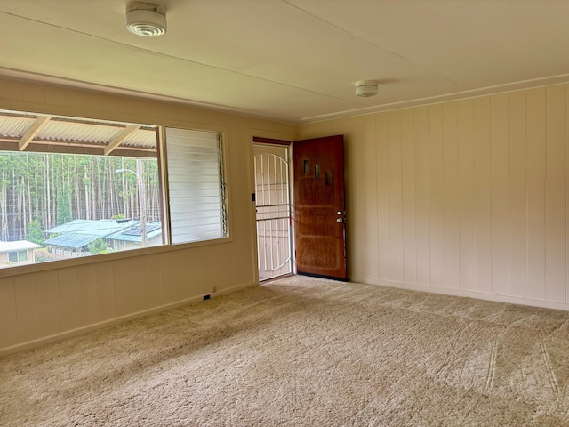 empty room with carpet