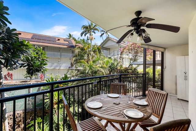 balcony with ceiling fan