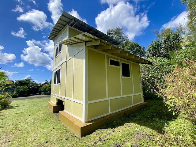 view of outdoor structure