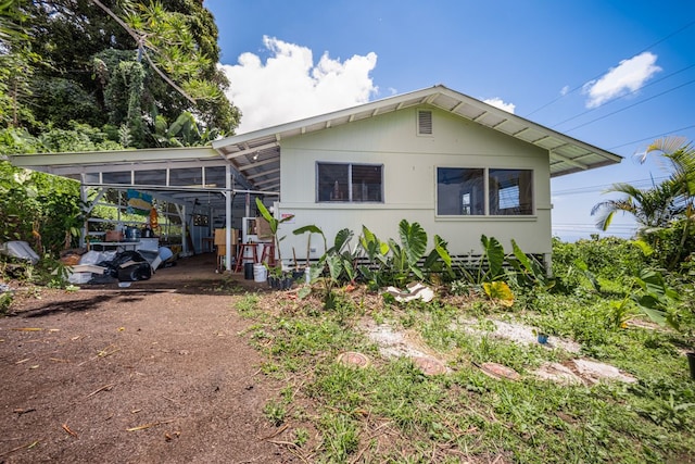 view of front of property