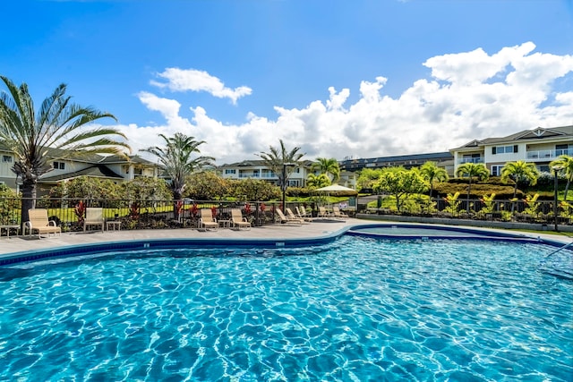 view of swimming pool