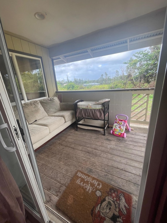 view of sunroom / solarium