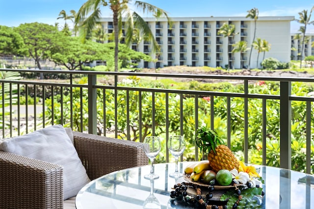 balcony featuring outdoor dining area