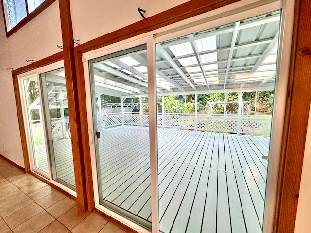 entryway featuring light tile patterned floors