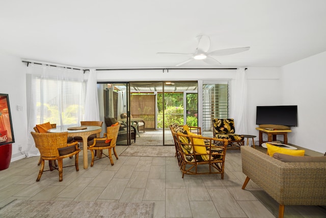 dining room with ceiling fan