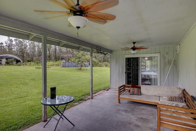 view of patio featuring ceiling fan