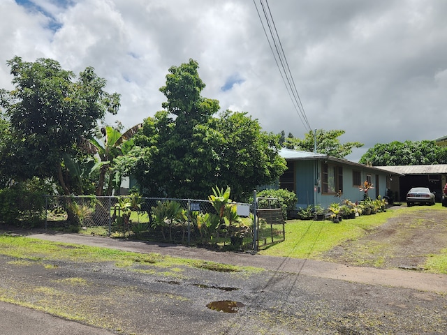 view of front of property