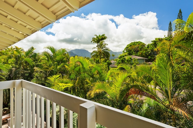 balcony featuring a mountain view