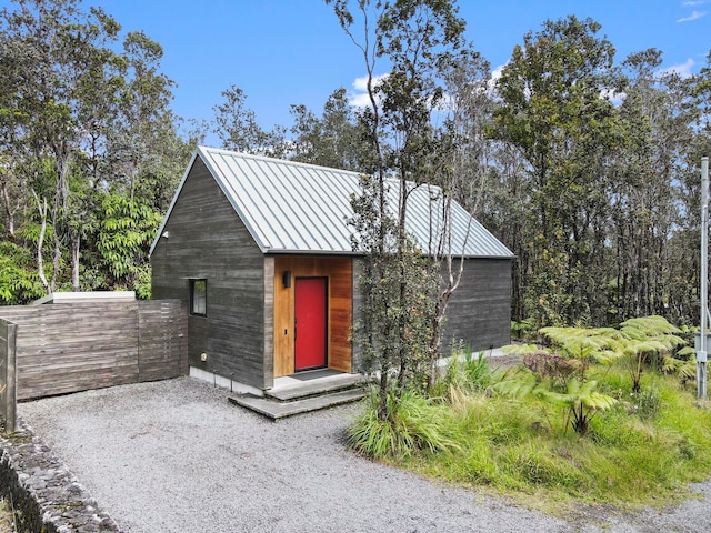 view of outbuilding