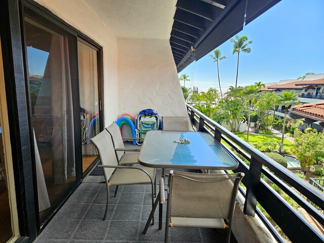 Listing photo 3 for 75-6082 Alii Dr Unit A301, Kailua-Kona HI 96740