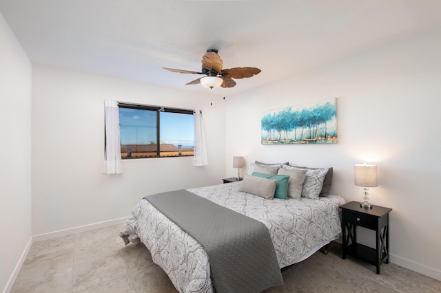 bedroom with ceiling fan