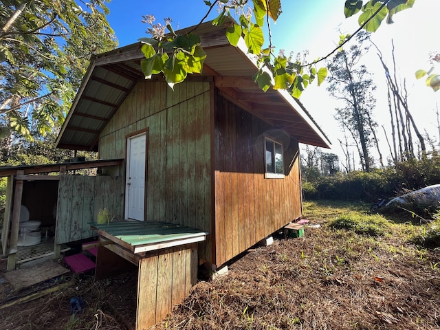 view of home's exterior