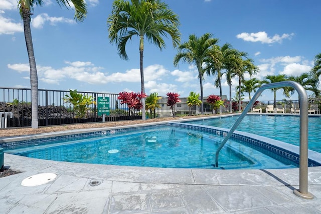 view of swimming pool