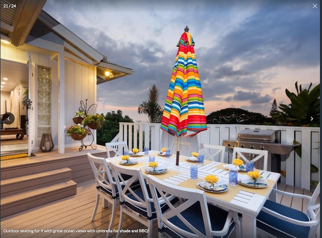 view of deck at dusk