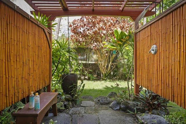 view of patio featuring a pergola