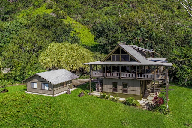 exterior space featuring a lawn