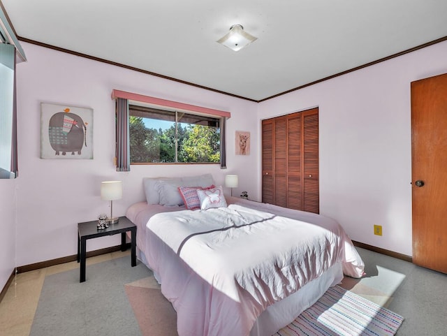 bedroom with a closet