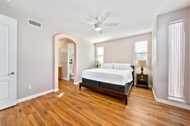 bedroom featuring light hardwood / wood-style floors and ceiling fan