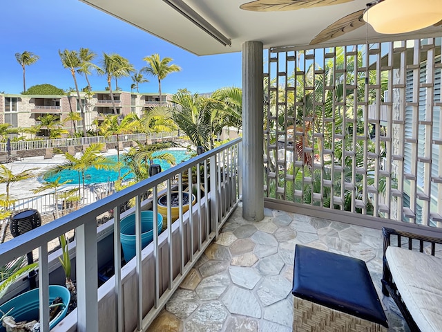 balcony with ceiling fan